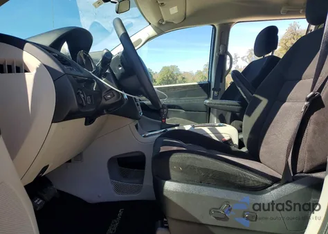 2014 Dodge Grand Caravan Sxt z USA, uszkodzony, nr VIN 2C4RDGCG4ER476908